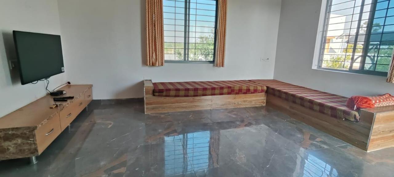 krishna farm&forest Villa Bhuj Exterior foto